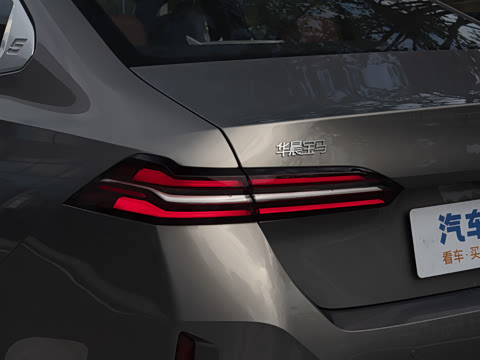 2024�� 530Li ������ M�˶���װ