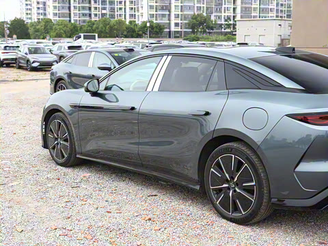 2025�� EV 701KM�����״�������