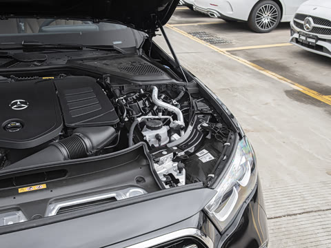 2025�� �Ŀ� E 260 L