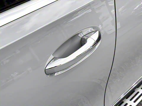 2024�� GLS 450 4MATIC ������