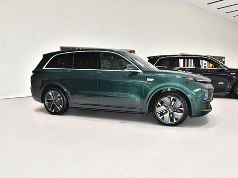 2025�� Pro ���ܻ��°�