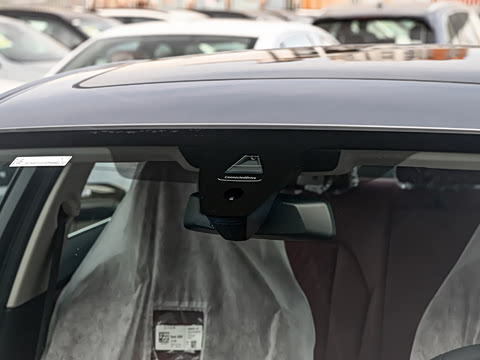 2025�� 325i M�˶���װ