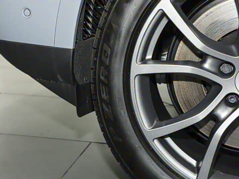 2025�� Cayenne 3.0T ���۰�