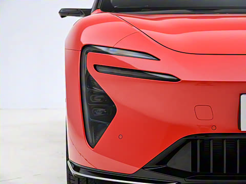 2025�� Ultra�����