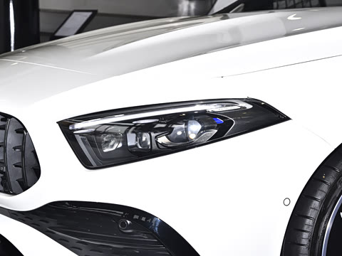 2025�� AMG A 35 4MATIC