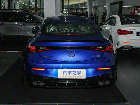 2024�� AMG CLE 53 4MATIC+ ���ܳ�