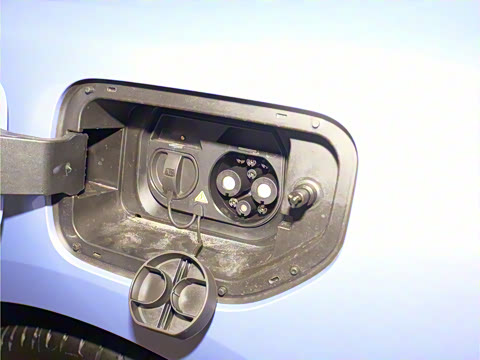 2025�� ���� 650ProѲ����