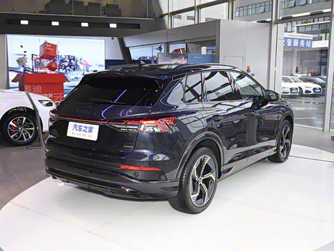 2024�� 50 e-tron quattro ������ҹ��
