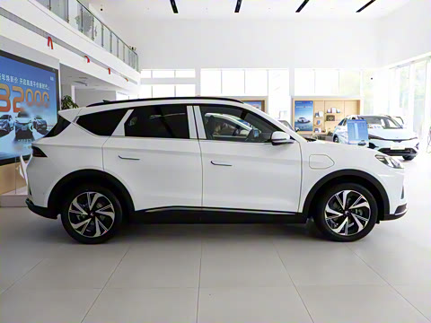 2025�� 688MAX 160kW