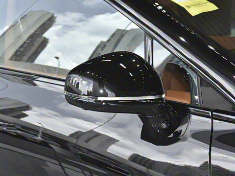 2025�� 825 Max��