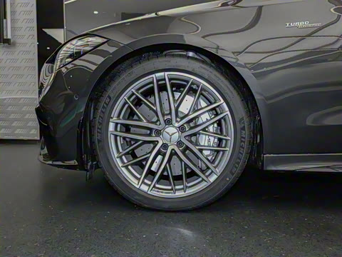 2025�� AMG C 43 4MATIC