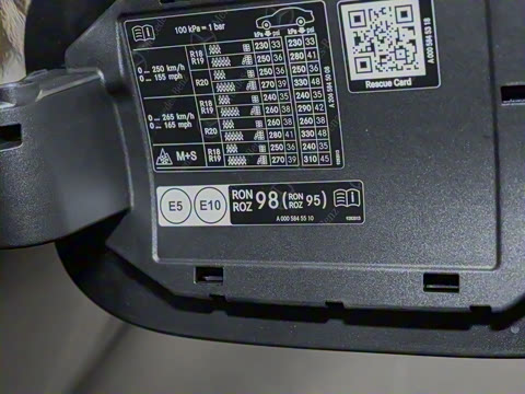 2025�� AMG C 43 4MATIC