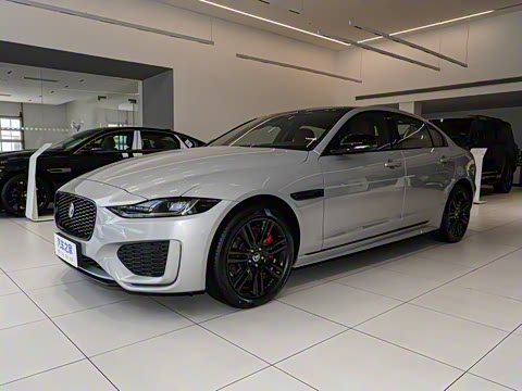 2025�� 2.0T 250PS R-DYNAMIC 90�����ذ�