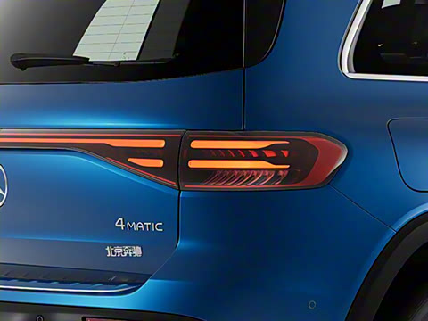 2025�� EQB 350 4MATIC