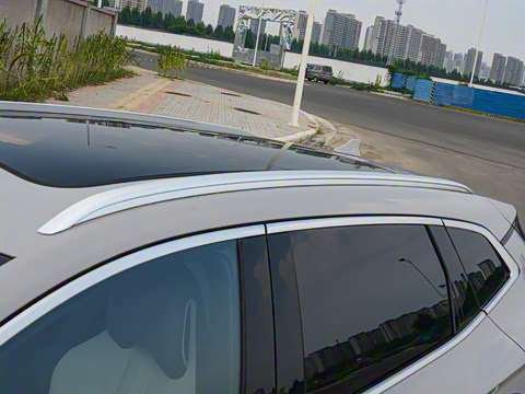 2025�� EV 520km �����