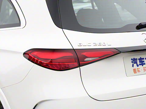 2025�� GLC 260 L 4MATIC ������