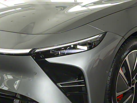 2025�� ���� Ultra �����콢