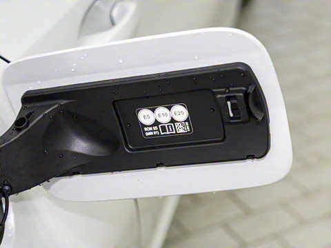 2025�� 330i M�˶���ҹ��װ