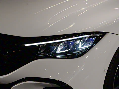 2025�� 500 4MATIC ������