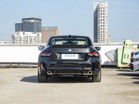 2025�� 225i M�˶���ҹ��װ