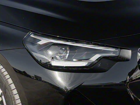 2025�� 225i M�˶���ҹ��װ