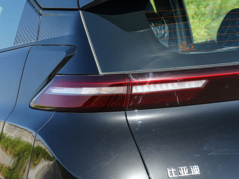 2025�� �Ǽݰ� 305km ���ɰ�