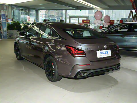 2022�� 1.5T Trophy�˶�������