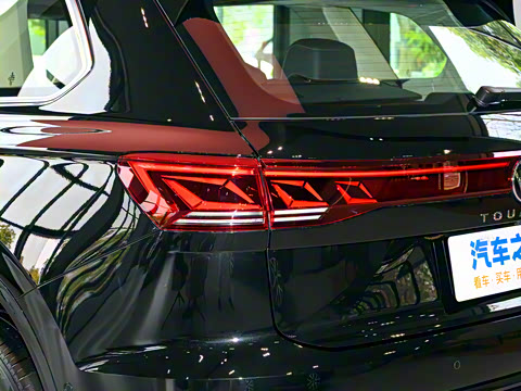 2025�� 2.0TSI ��Ӱ��