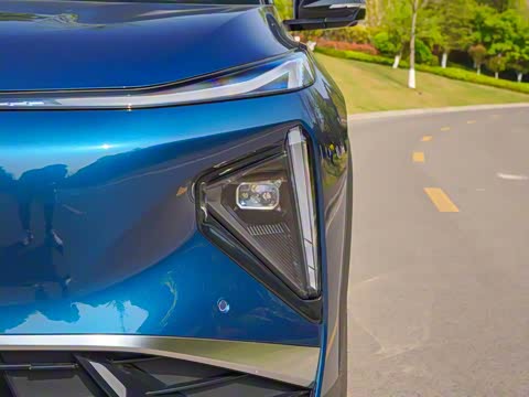 2025�� EM-i 115km ̽��+��