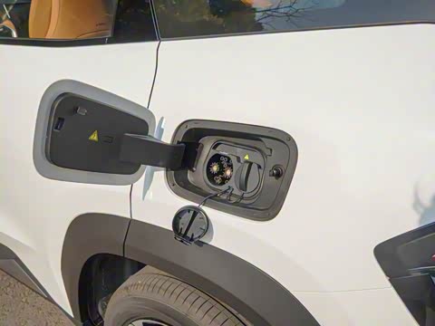 2025�� EM-i 115km ̽��+��