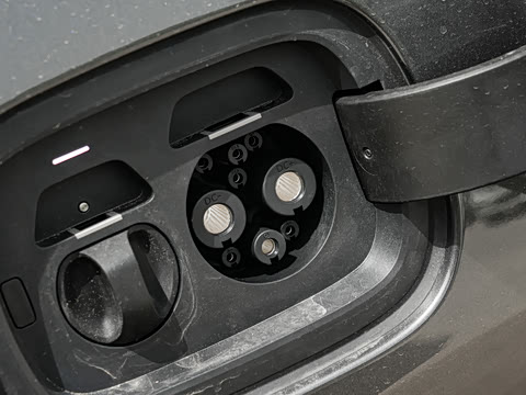 2025�� Ultra ���ܻ��°�