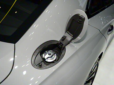 2024�� V8 Edition 8