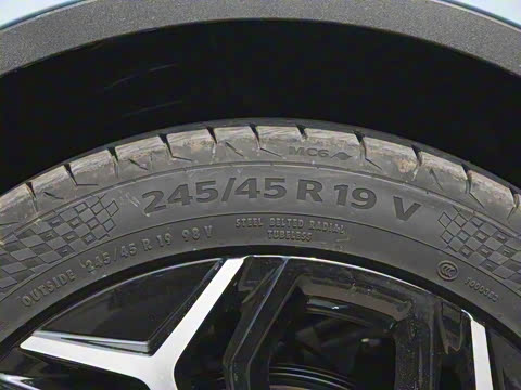 2024�� 230MaxǬ���Ǽ�ADS SE���̰�