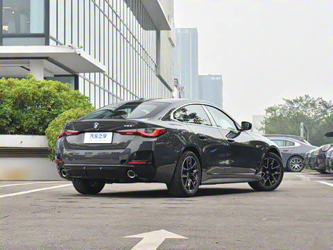 2024�� 425i Gran Coupe M�˶���װ