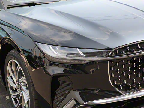 2025�� 2.0T ���ݰ�