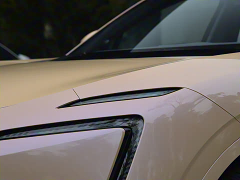 2025�� Ultra ���̰�