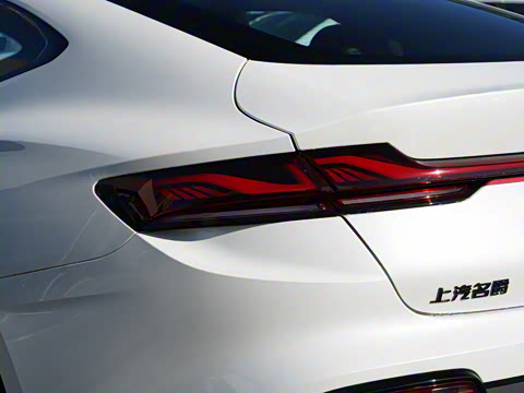 2025�� 1.5T 300 DCT���Ű�