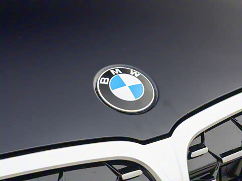 2025�� 325Li M�˶���װ