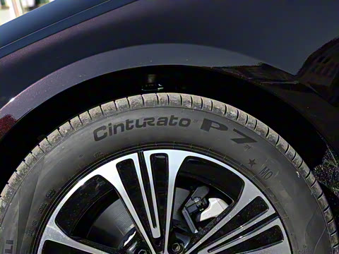 2025�� E 260 L �˶���