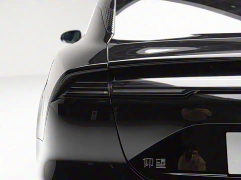 2025�� EV ����������