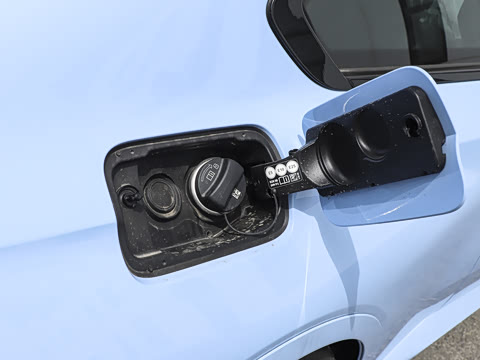 2025�� M240i xDrive