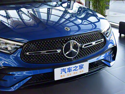 2025�� GLC 260 4MATIC ����SUV