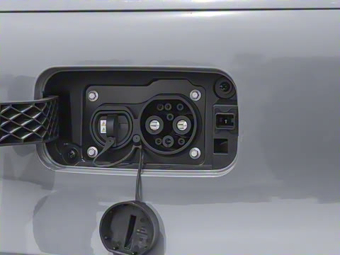 2025�� Pro 201km ���ư�