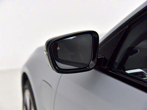 2025�� eDrive 40 L ��ҹ�˶���װ