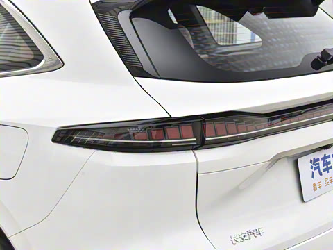 2025�� ���Ĵ� UItra 2.0T ������ �ǻ۾�����