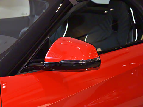 2023�� sDrive 25i M�˶���װ