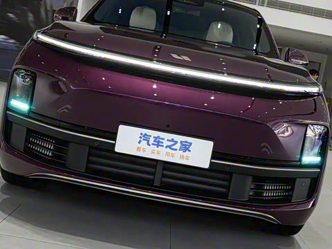 2025�� Ultra ���ܻ��°�