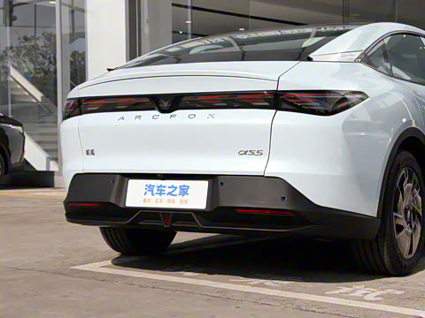 2024�� 560PRO 185kW