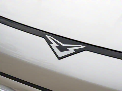 2025�� Mate 300km׷���