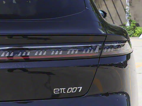 2025�� ���� 230ProѲ����